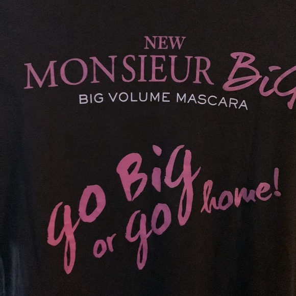 V neck t-shirt - Picture 8 of 11